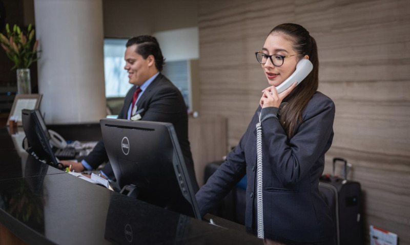 Romantic Date Spots in Ha Long for March 8